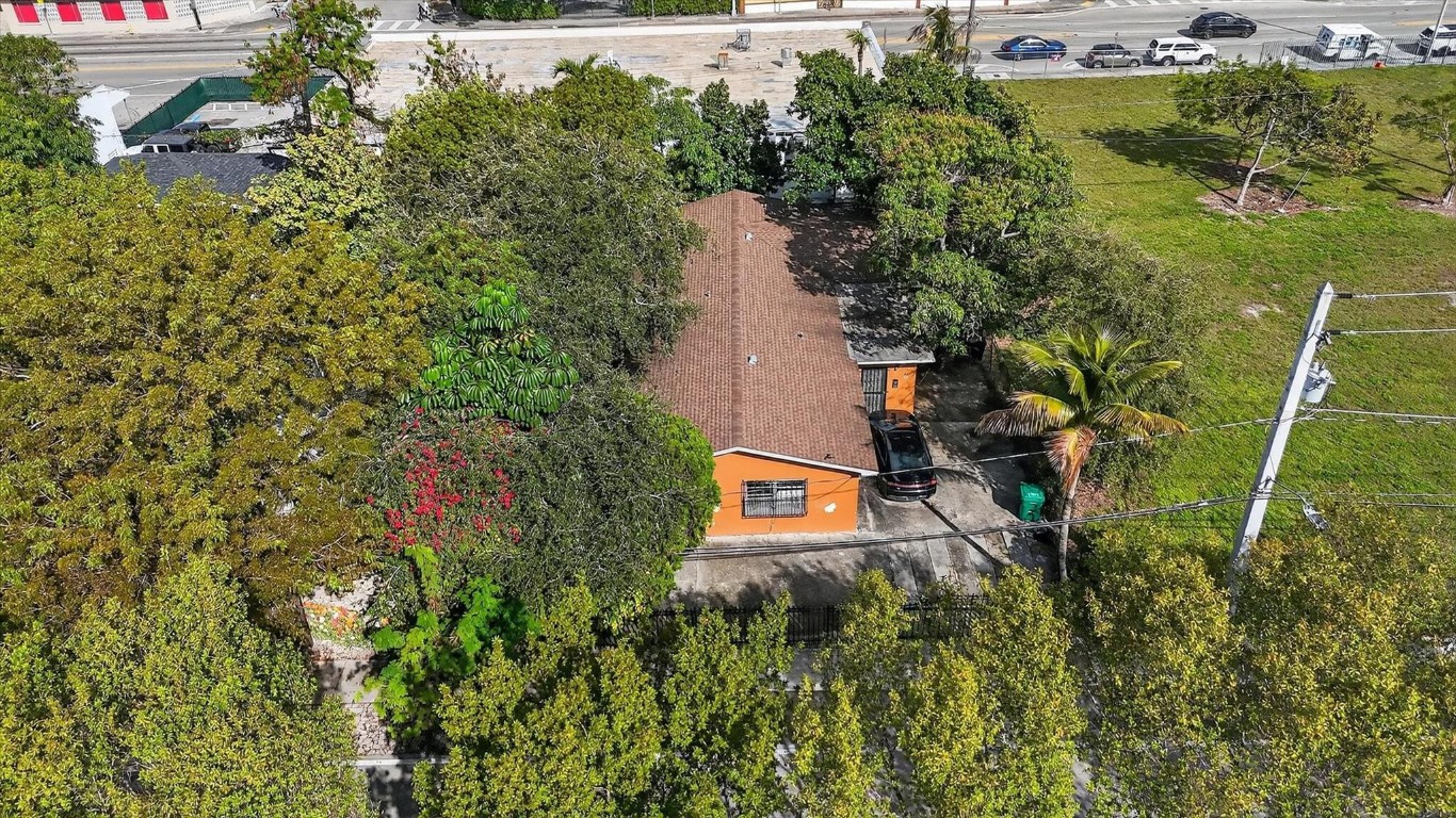 35 NE 53rd Miami, FL 33137