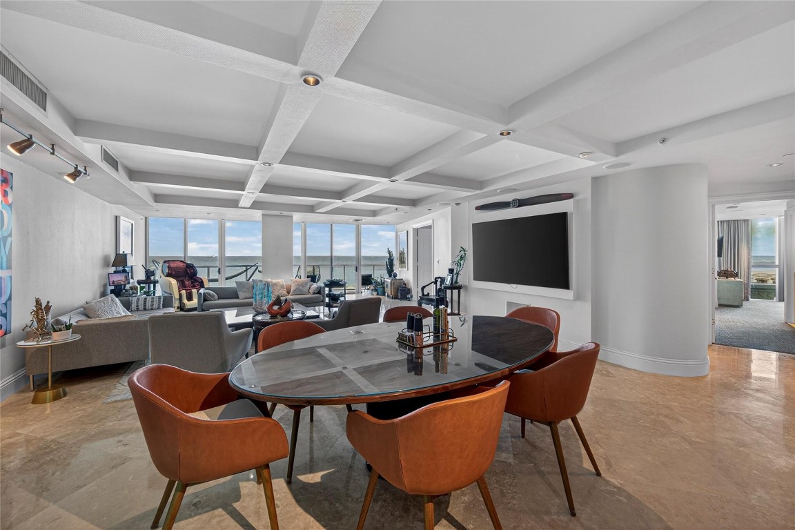 1200 Holiday #402 Fort Lauderdale, FL 33316