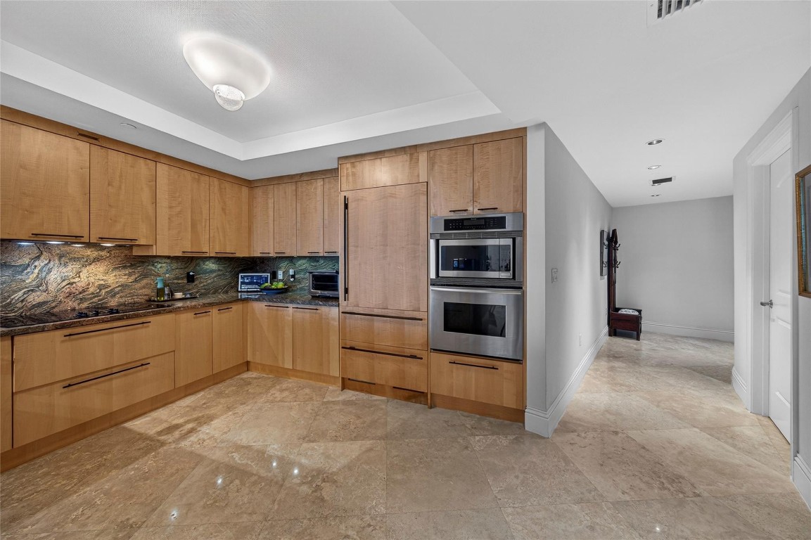 1200 Holiday #402 Fort Lauderdale, FL 33316