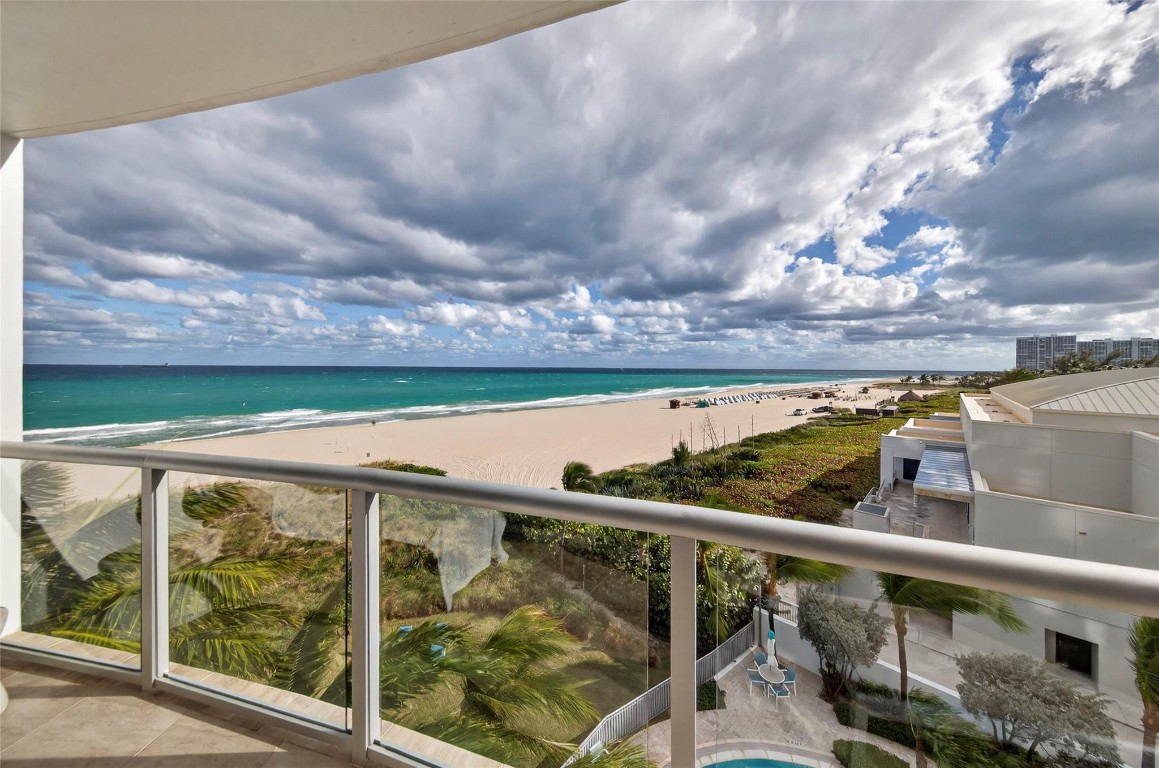 1200 Holiday #402 Fort Lauderdale, FL 33316