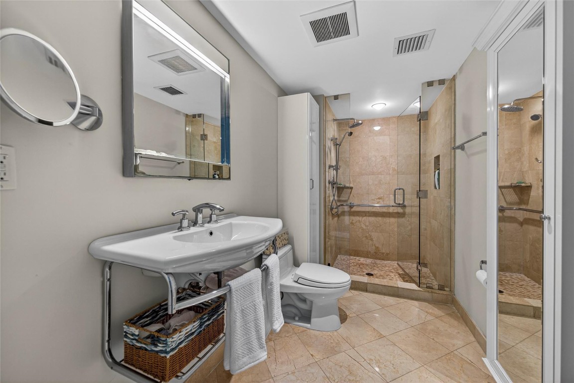 1200 Holiday #402 Fort Lauderdale, FL 33316