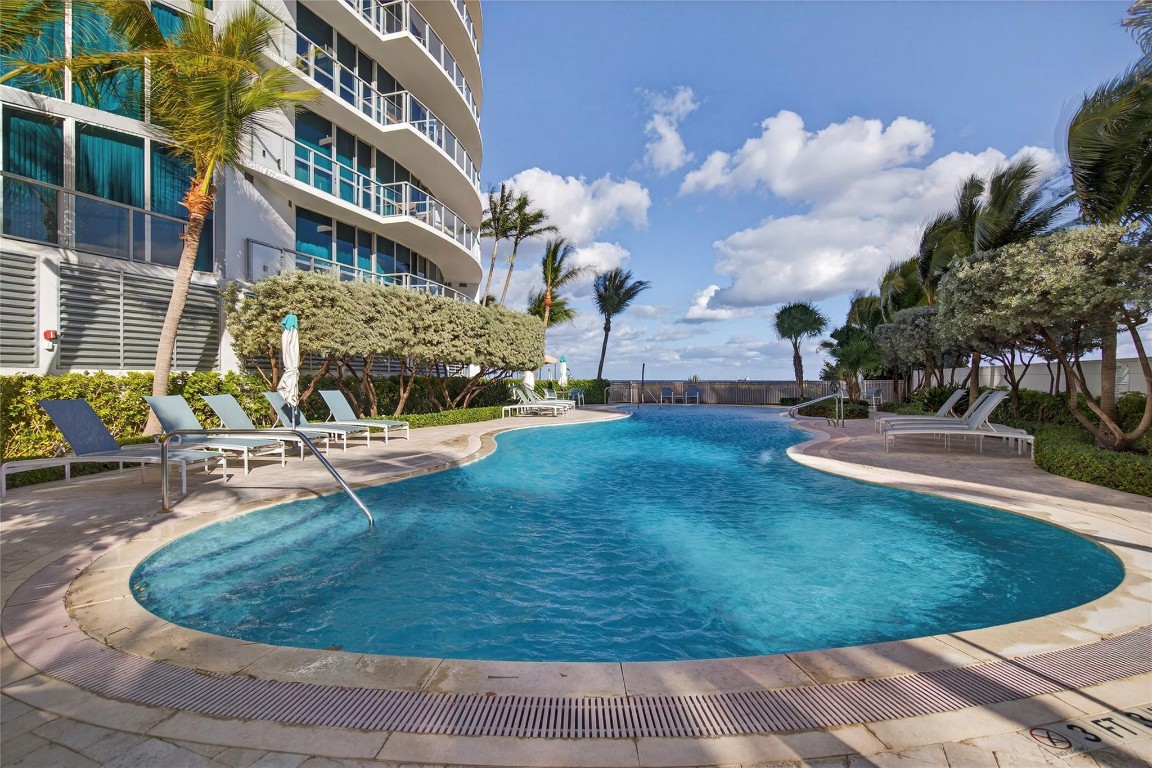 1200 Holiday #402 Fort Lauderdale, FL 33316