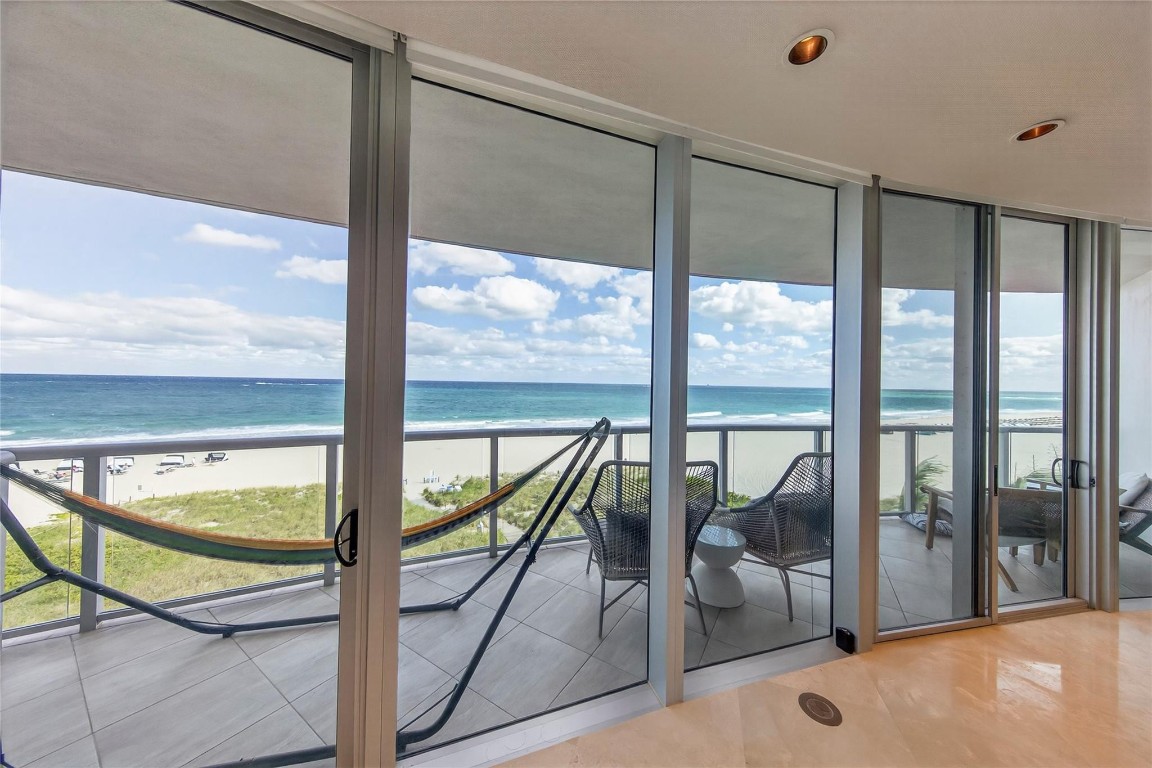 1200 Holiday #402 Fort Lauderdale, FL 33316