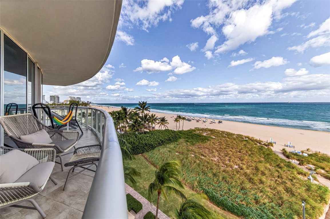 1200 Holiday #402 Fort Lauderdale, FL 33316