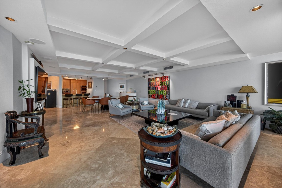 1200 Holiday #402 Fort Lauderdale, FL 33316