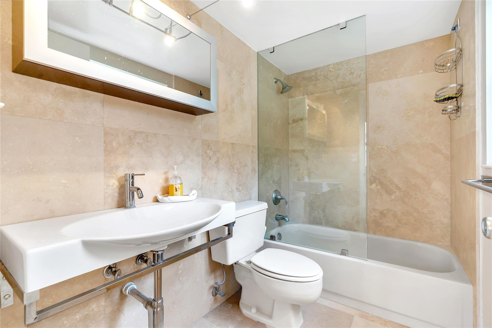 112 N Birch #202 Fort Lauderdale, FL 33304