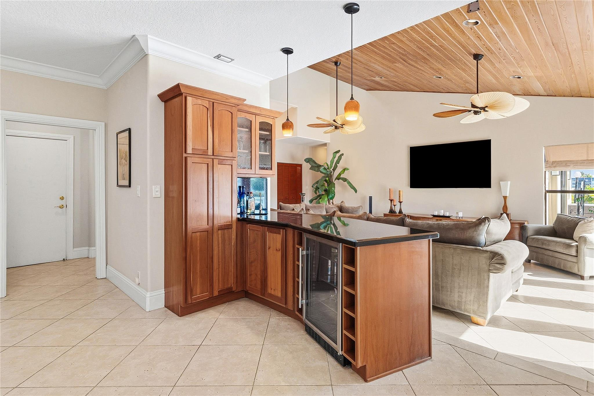 630 SE 9th Pompano Beach, FL 33060