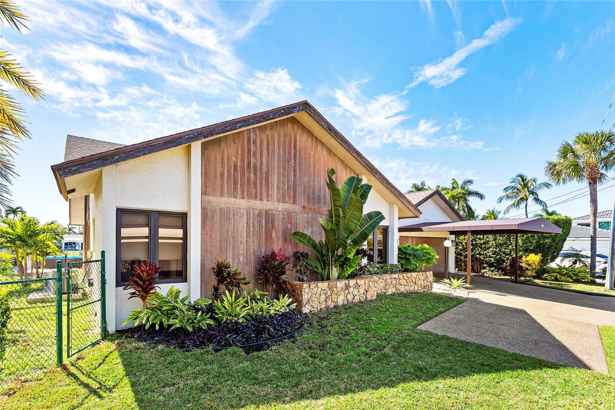 630 SE 9th Pompano Beach, FL 33060