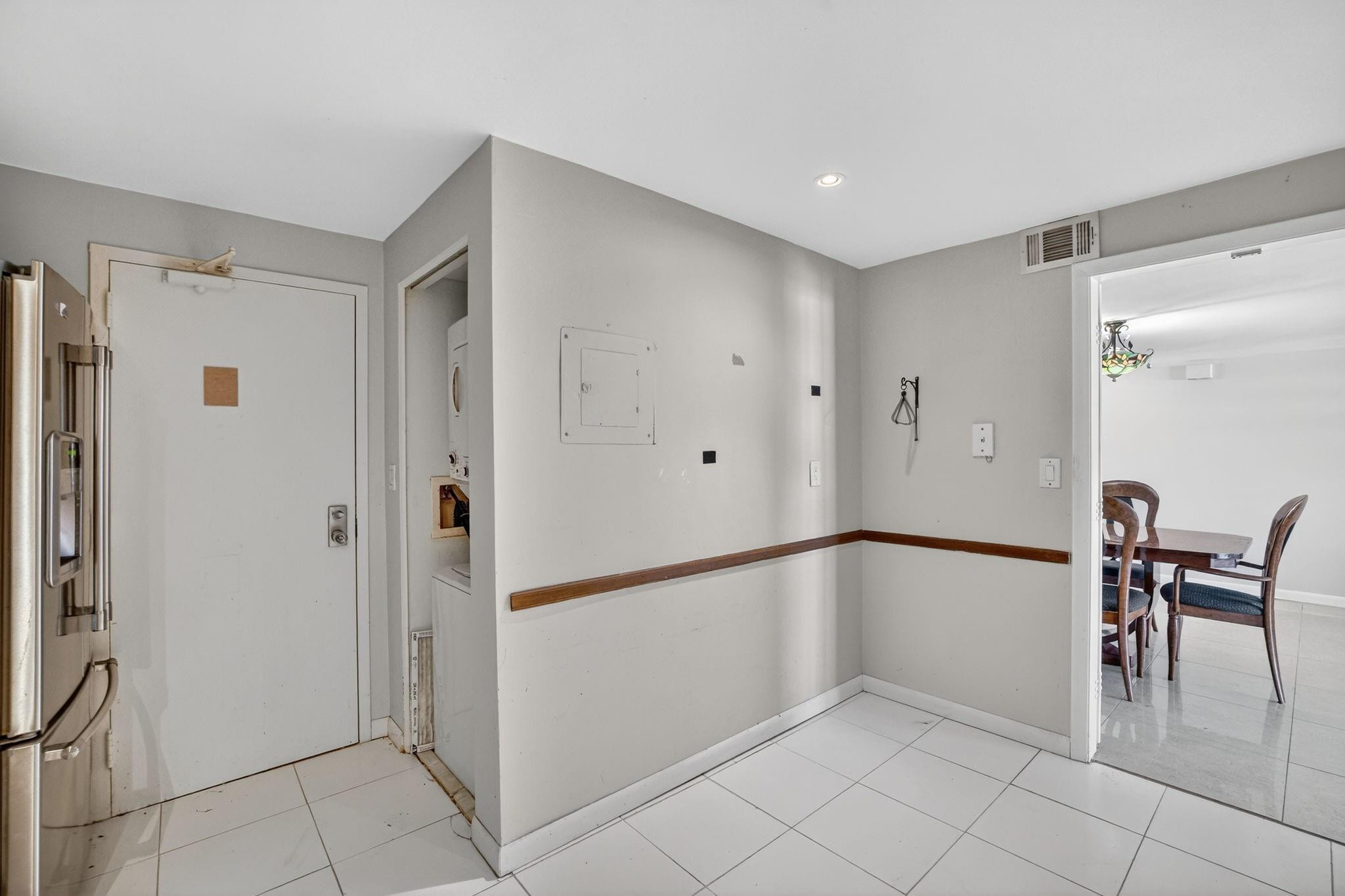 3900 Galt Ocean #1515 Fort Lauderdale, FL 33308