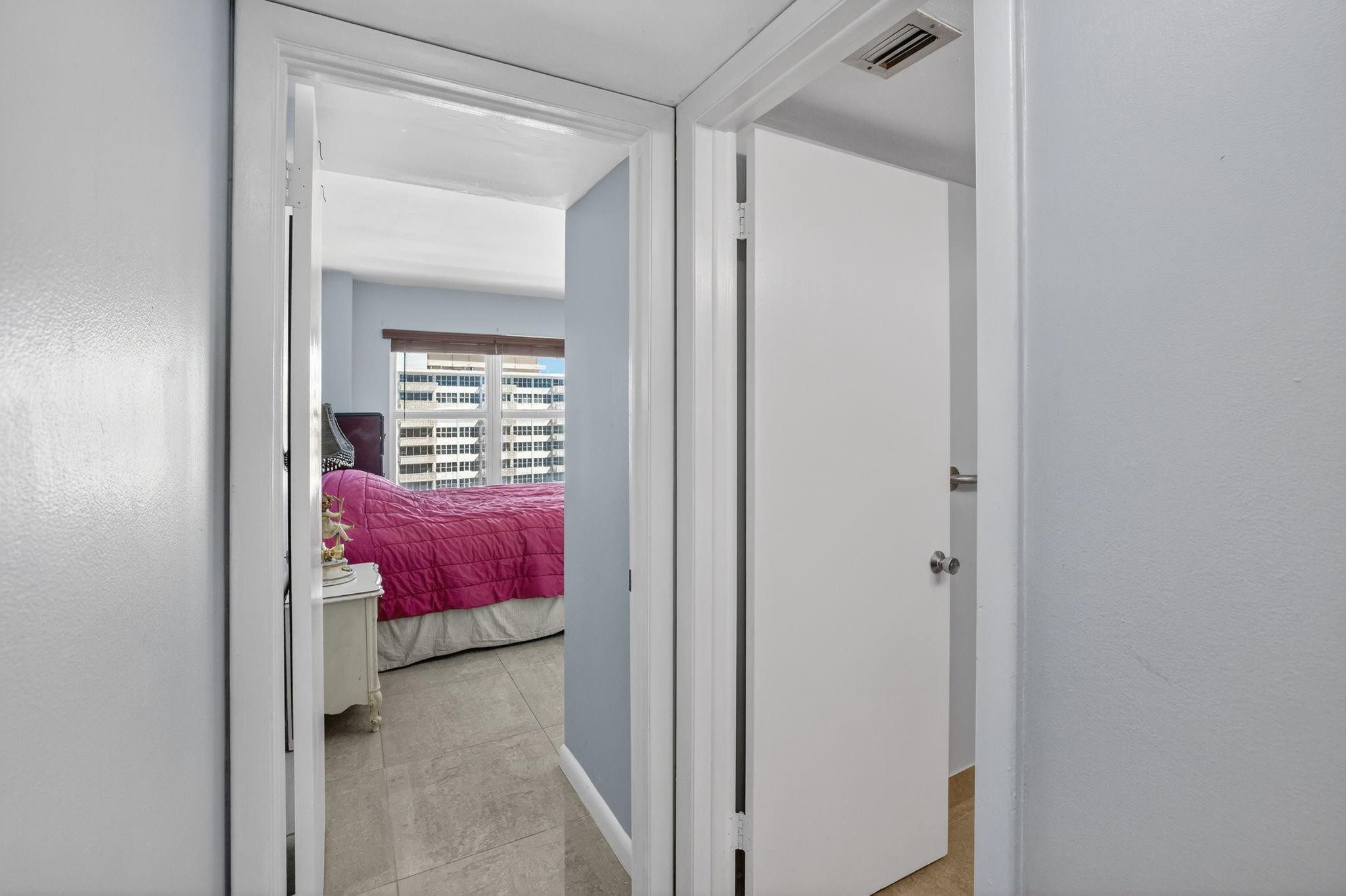 3900 Galt Ocean #1515 Fort Lauderdale, FL 33308