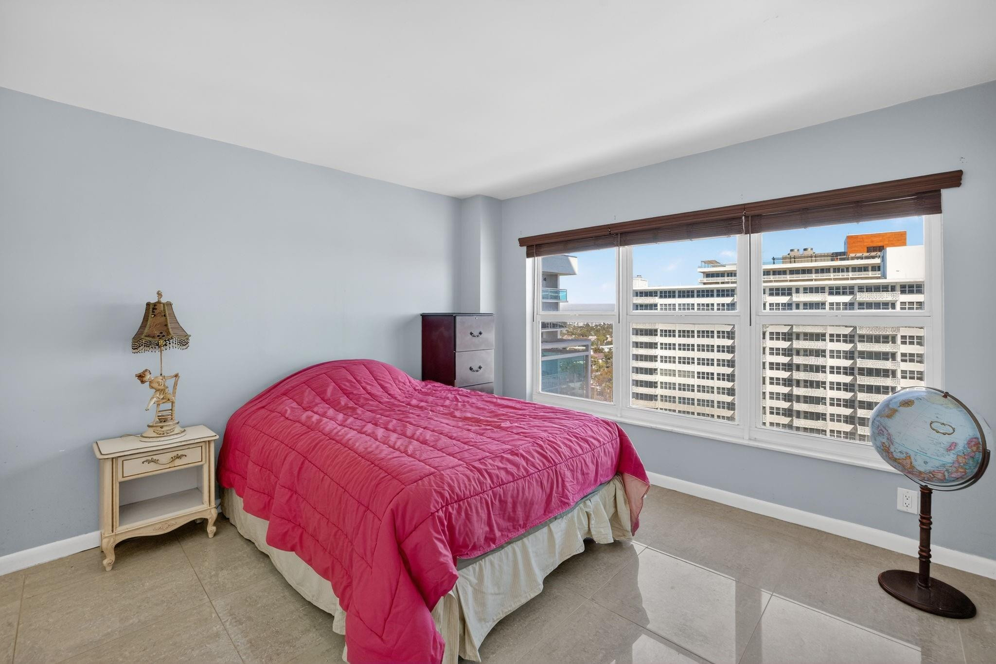 3900 Galt Ocean #1515 Fort Lauderdale, FL 33308