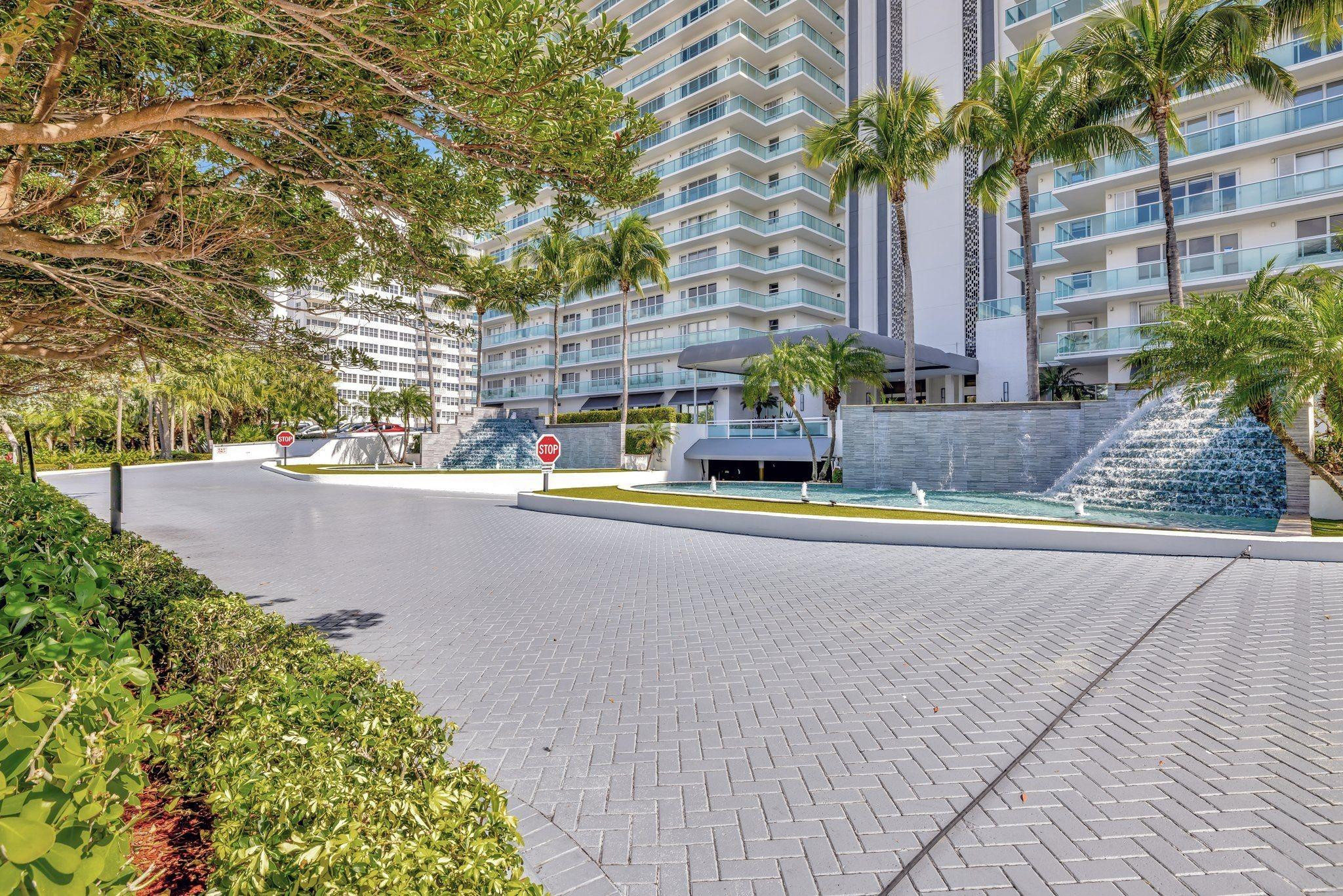 3900 Galt Ocean #1515 Fort Lauderdale, FL 33308
