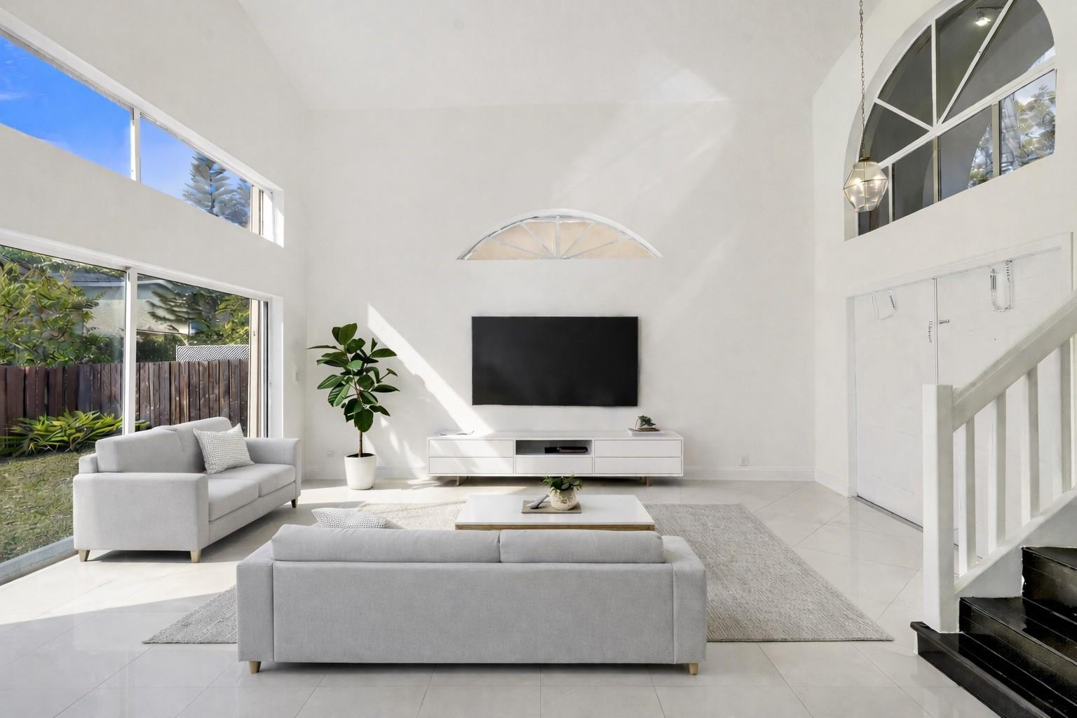 11208 Rhapsody Hollywood, FL 33026