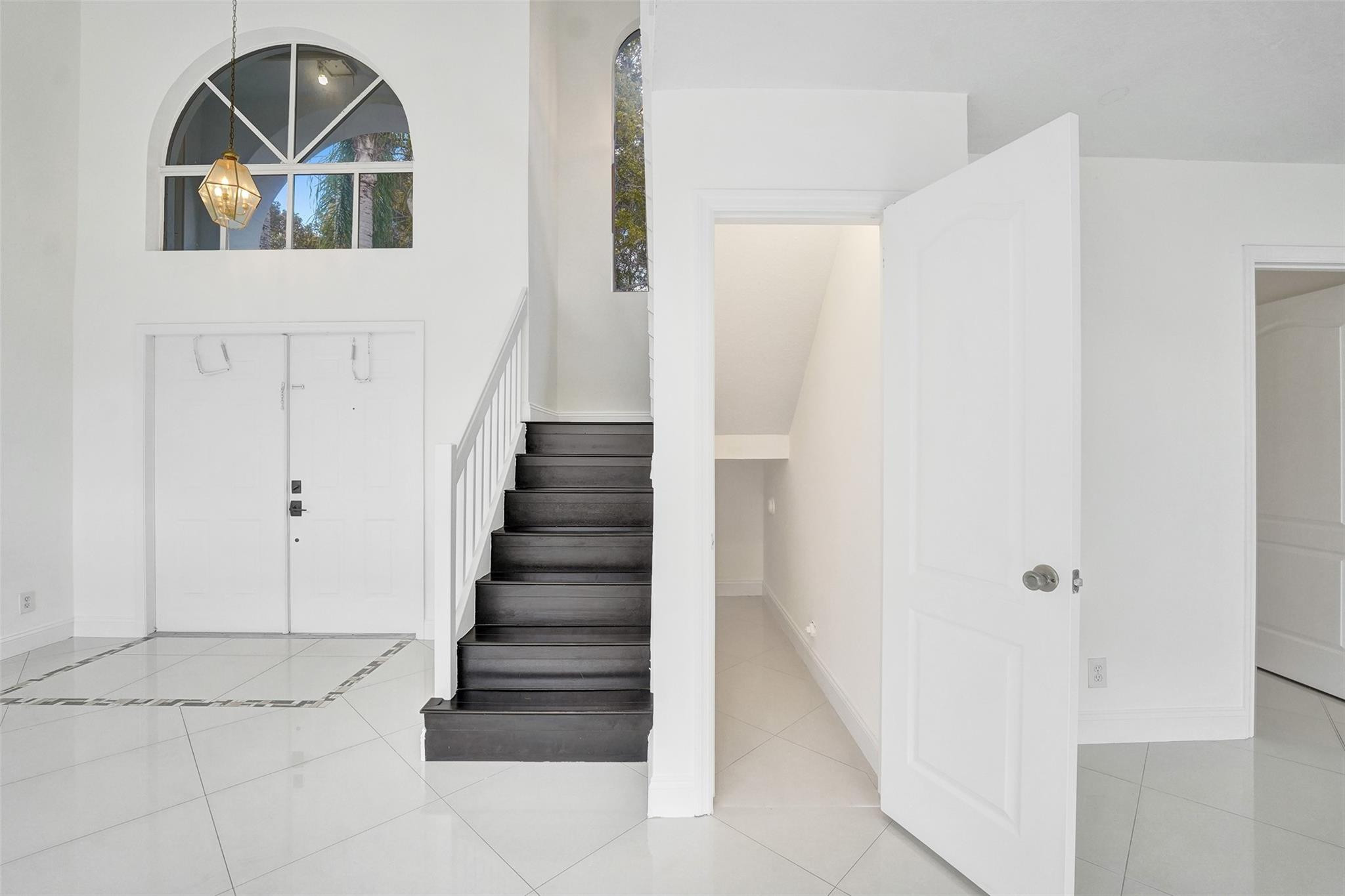 11208 Rhapsody Hollywood, FL 33026