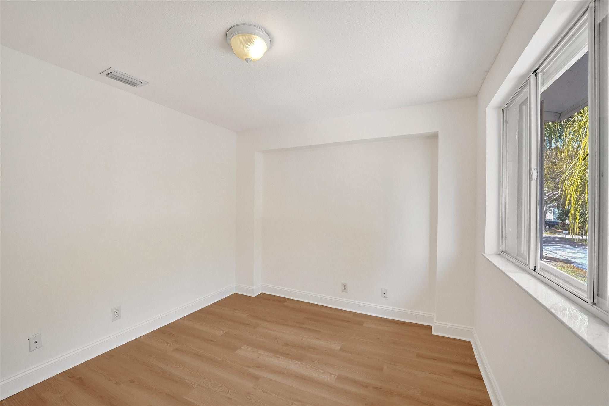 11208 Rhapsody Hollywood, FL 33026