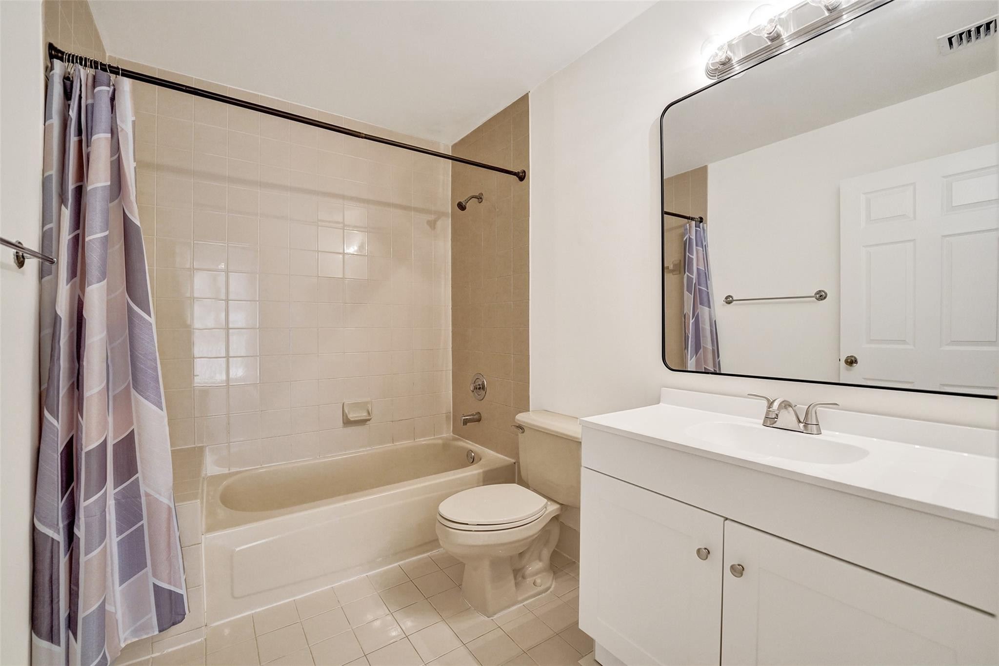 11208 Rhapsody Hollywood, FL 33026