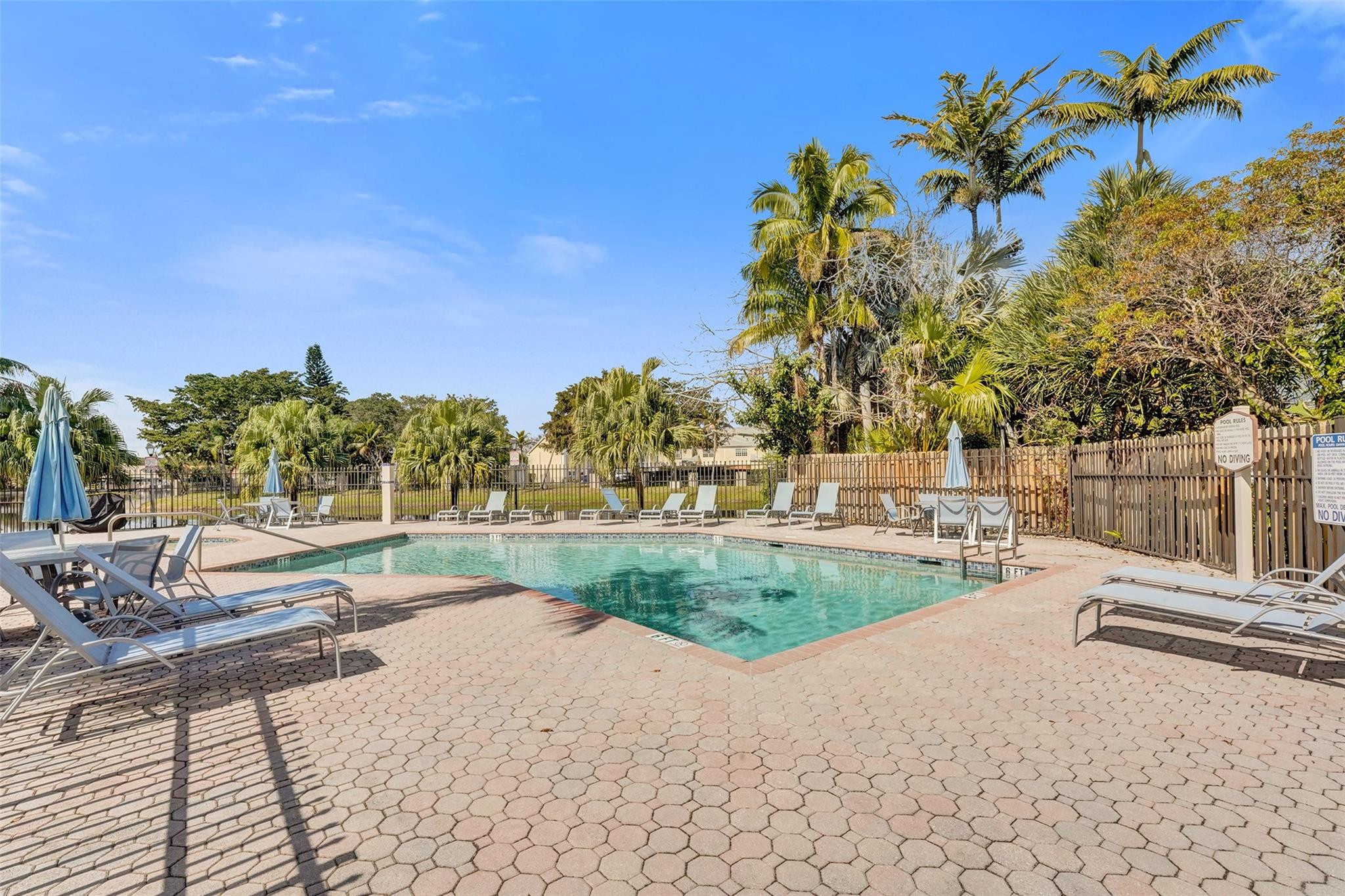 11208 Rhapsody Hollywood, FL 33026