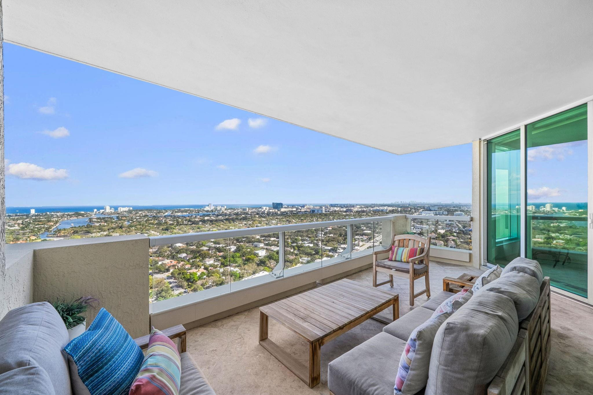 411 N New Riv #3403 Fort Lauderdale, FL 33301