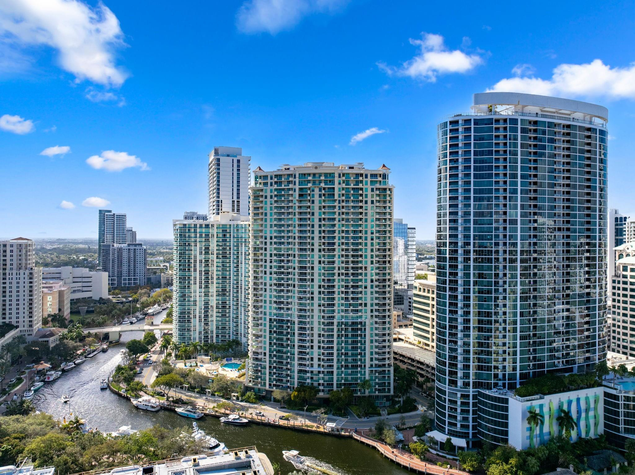 411 N New Riv #3403 Fort Lauderdale, FL 33301