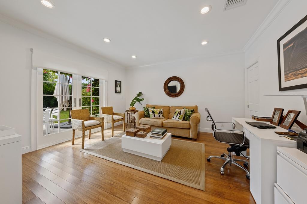 220 Indian Palm Beach, FL 33480