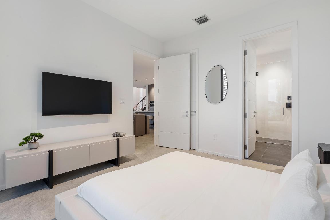 1650 E Terra Mar Pompano Beach, FL 33062