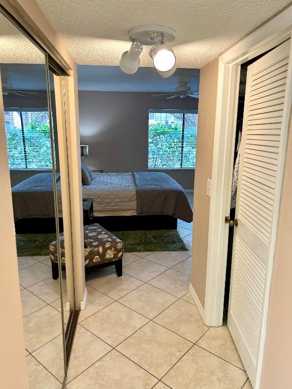 11231 Green Lk #104 Boynton Beach, FL 33437