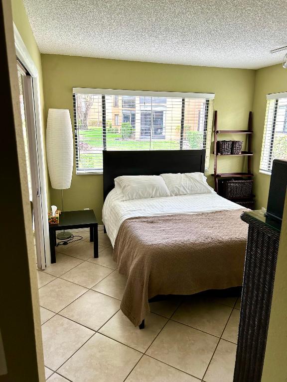 11231 Green Lk #104 Boynton Beach, FL 33437