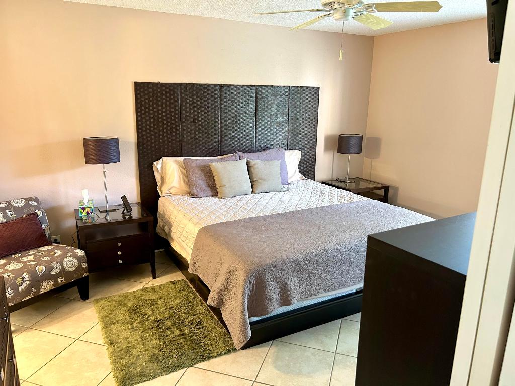 11231 Green Lk #104 Boynton Beach, FL 33437