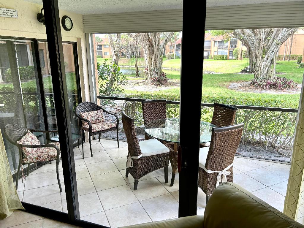 11231 Green Lk #104 Boynton Beach, FL 33437