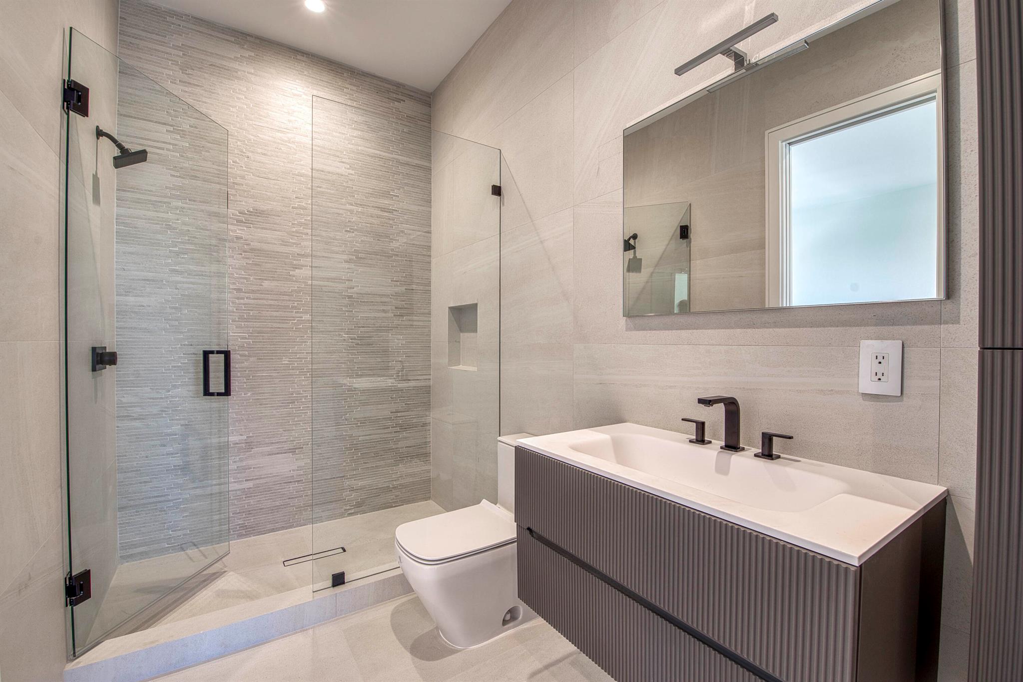 14173 Harbor Ln Palm Beach Gardens, FL 33410 14173 Harbor Ln Palm Beach Gardens, FL 33410