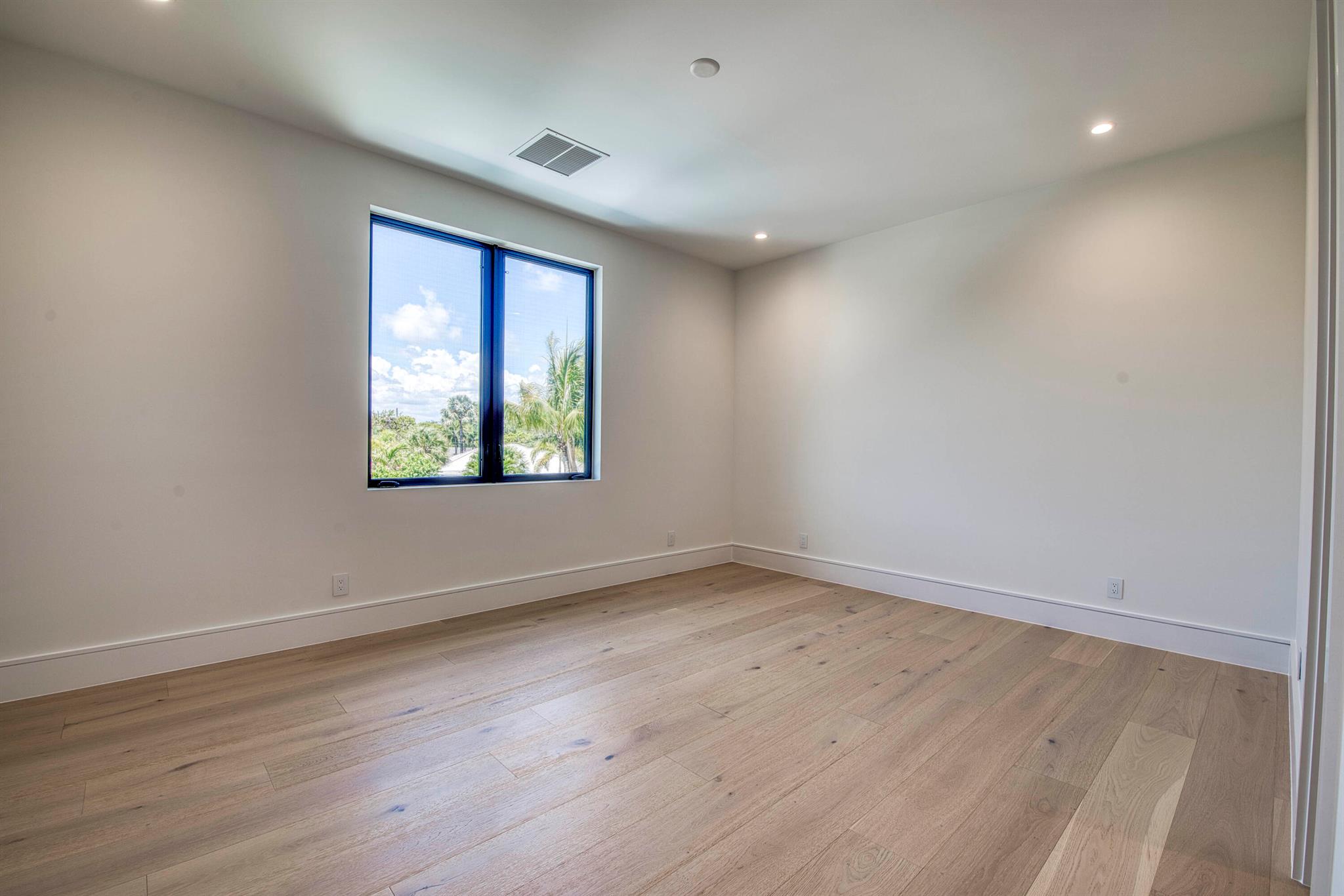 14173 Harbor Ln Palm Beach Gardens, FL 33410 14173 Harbor Ln Palm Beach Gardens, FL 33410