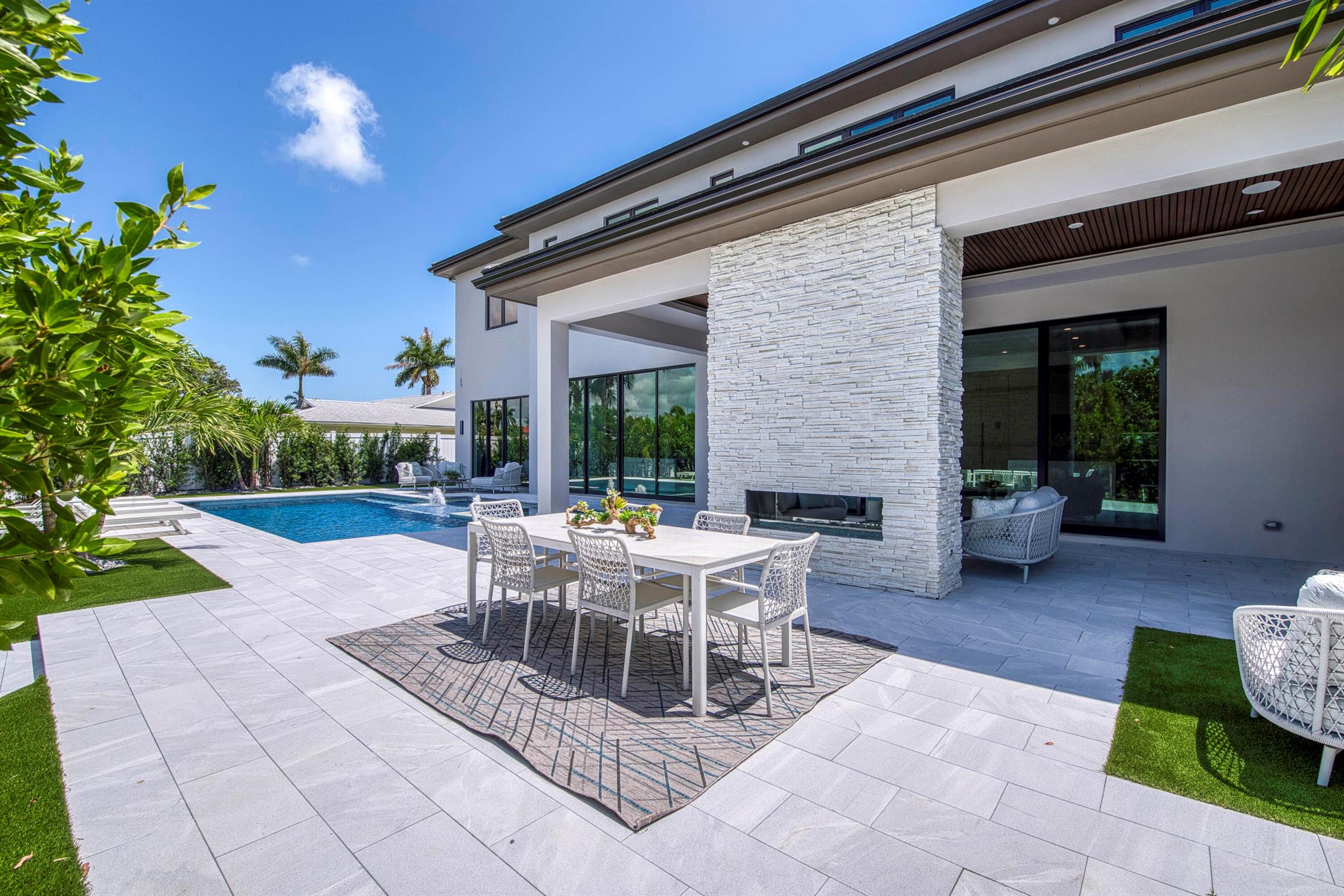 14173 Harbor Ln Palm Beach Gardens, FL 33410 14173 Harbor Ln Palm Beach Gardens, FL 33410