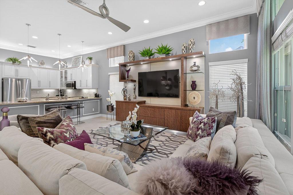10013 Yellowfield Dr