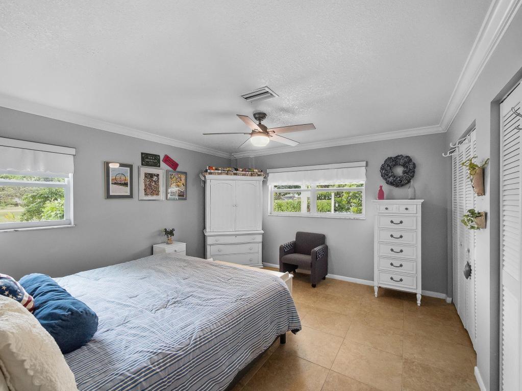 9480 SE Little Clb Way Jupiter, FL 33469