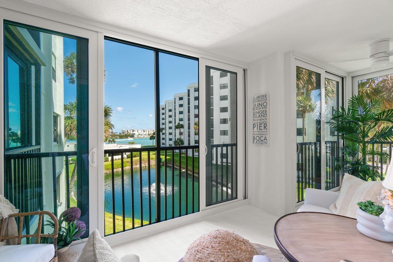 19800 Sandpointe Bay Dr #305 Tequesta, FL 33469