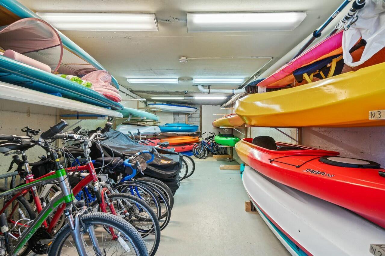 19800 Sandpointe Bay Dr #305 Tequesta, FL 33469