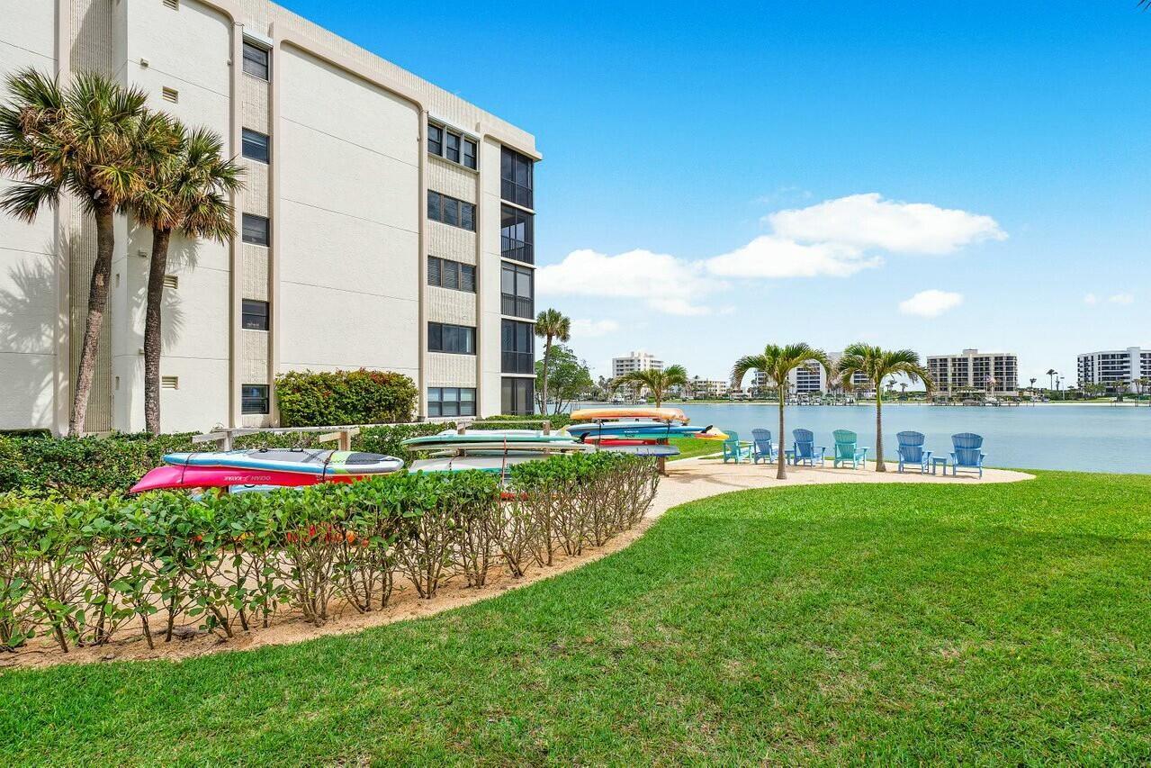 19800 Sandpointe Bay Dr #305 Tequesta, FL 33469