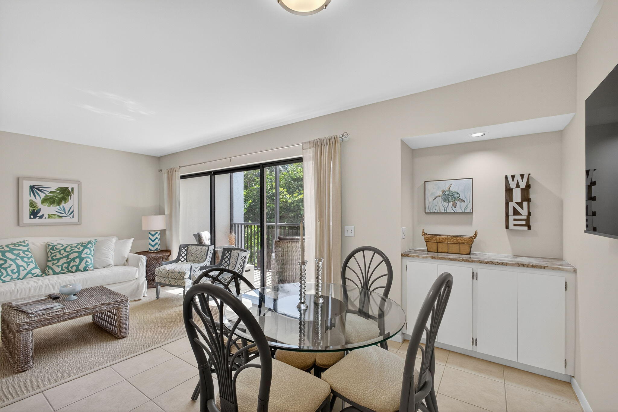 1605 S Us Hwy 1 #F204 Jupiter, FL 33477