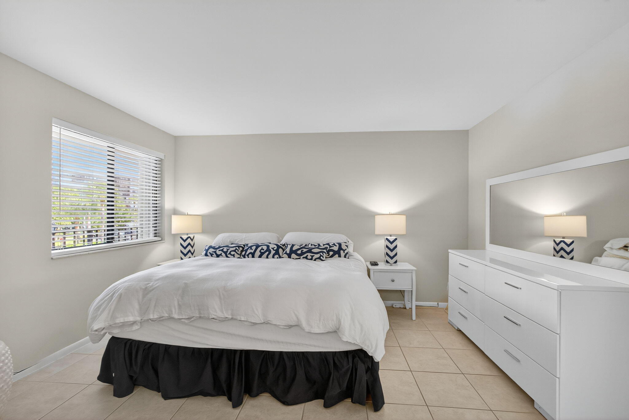 1605 S Us Hwy 1 #F204 Jupiter, FL 33477