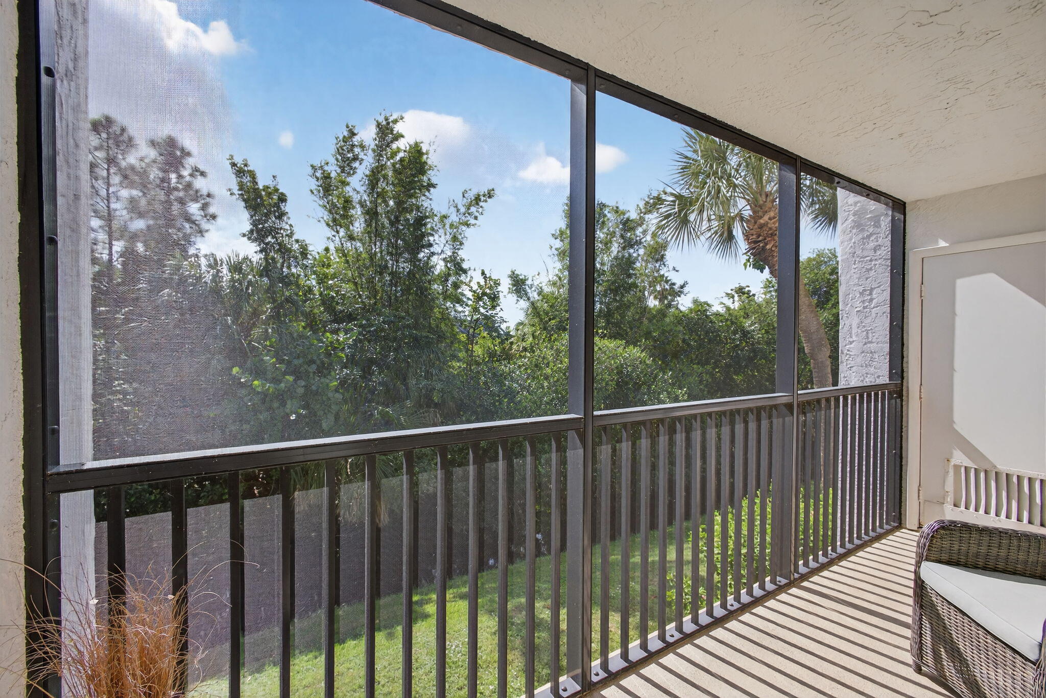 1605 S Us Hwy 1 #F204 Jupiter, FL 33477