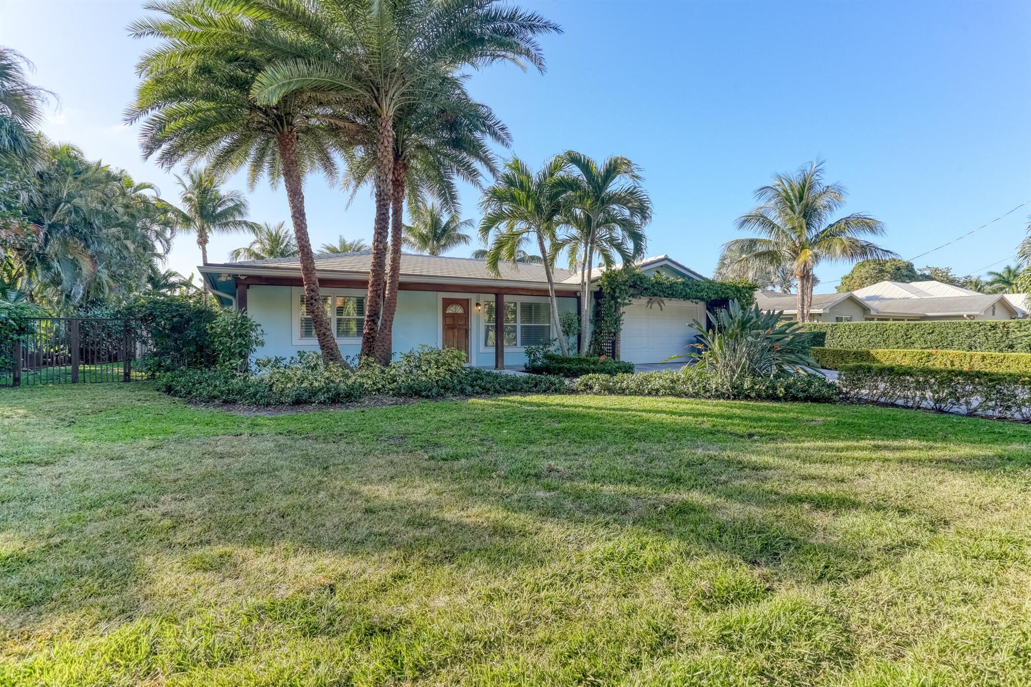 12293 Coconut Row Palm Beach Gardens, FL 33410