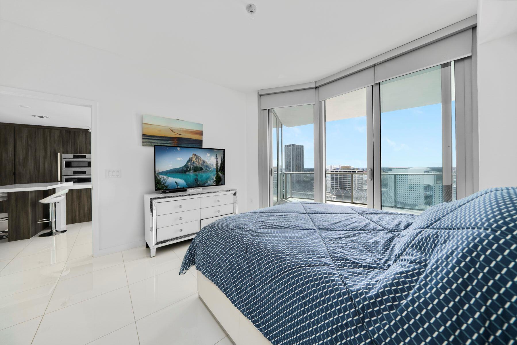 image Paramount Miami Worldcenter18