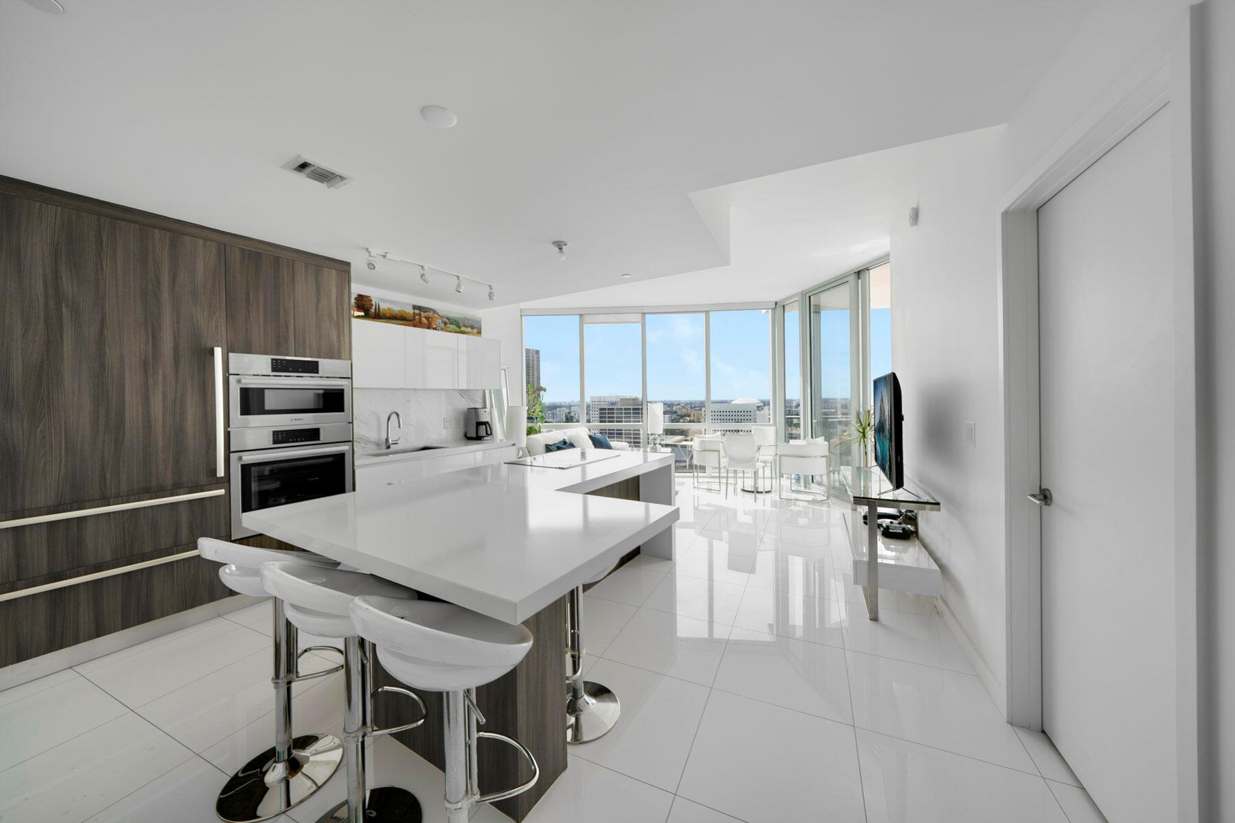 image Paramount Miami Worldcenter2