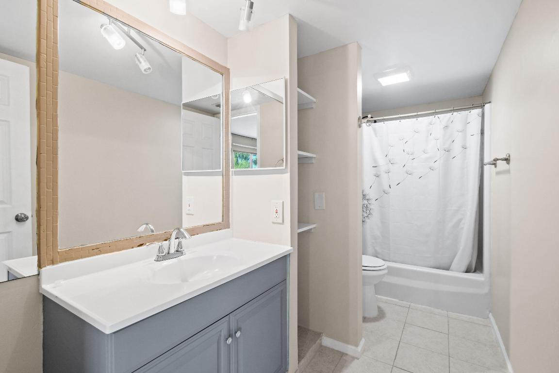 110 N Delaware #9b Jupiter, FL 33458