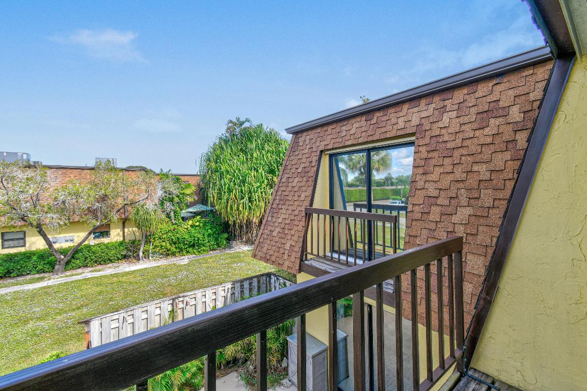 110 N Delaware #9b Jupiter, FL 33458