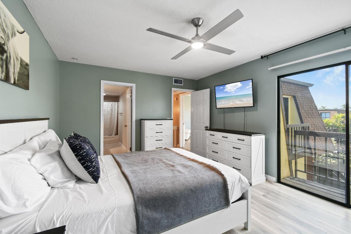 110 N Delaware #9b Jupiter, FL 33458