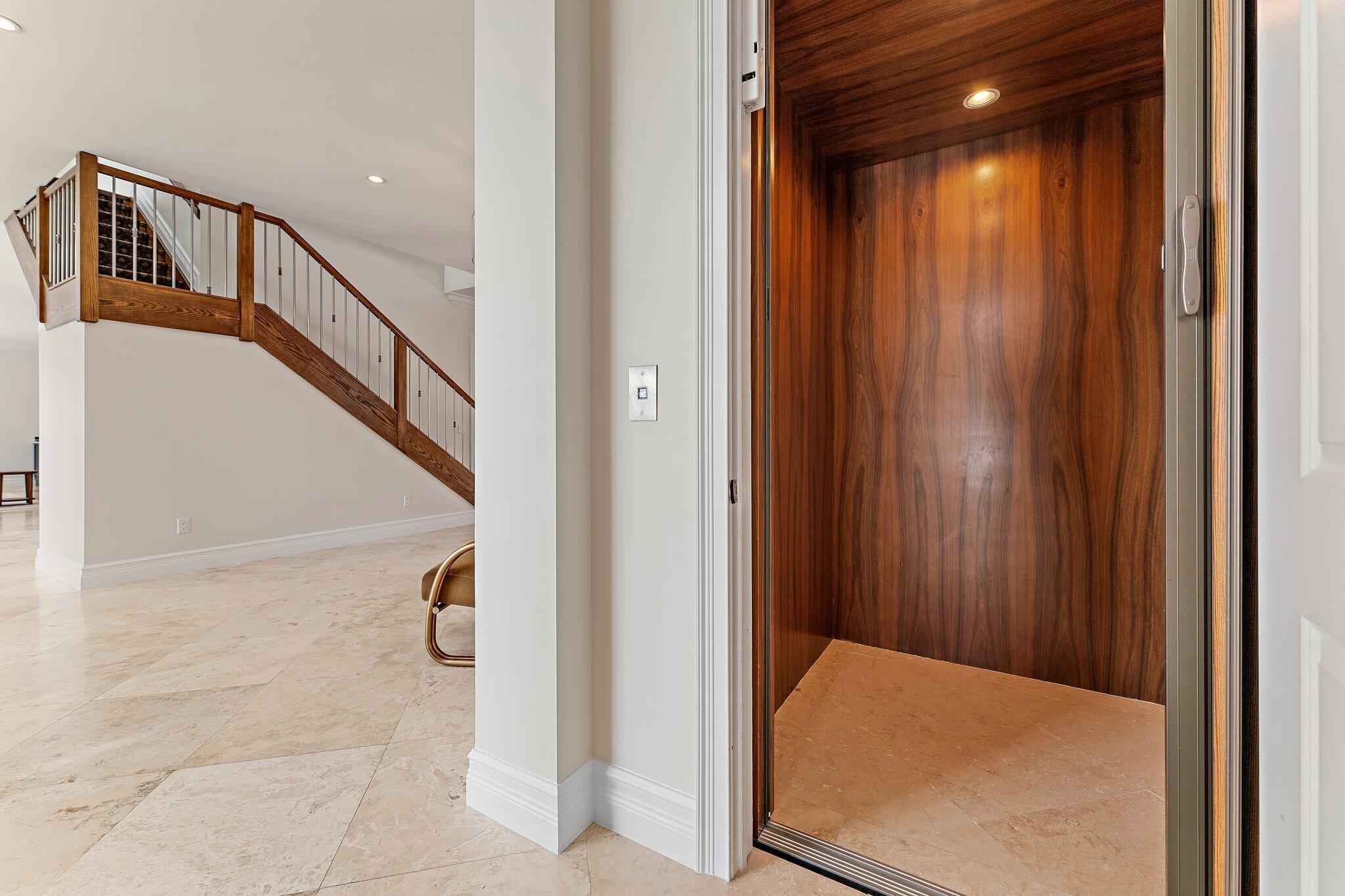 1021 Coral Way Singer Island, FL 33404