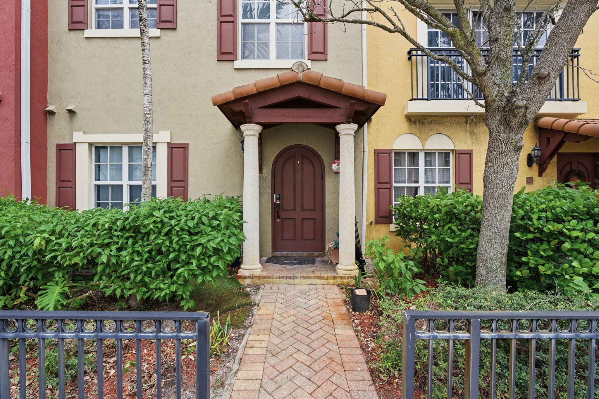 601 S Federal Hwy #28