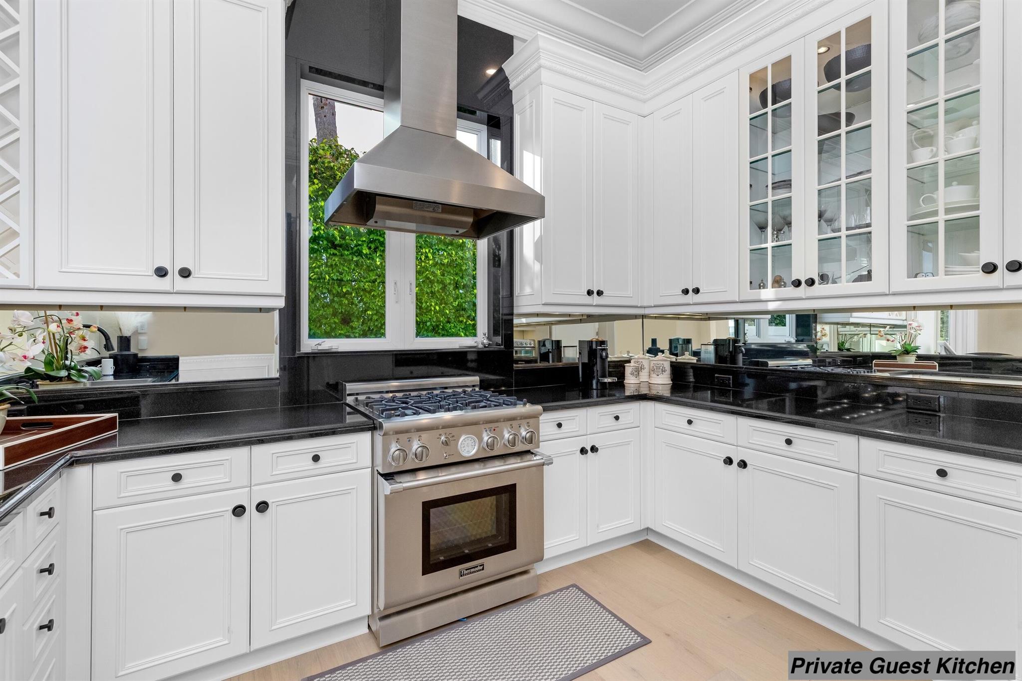 2989 Spanish Riv Rd Boca Raton, FL 33432