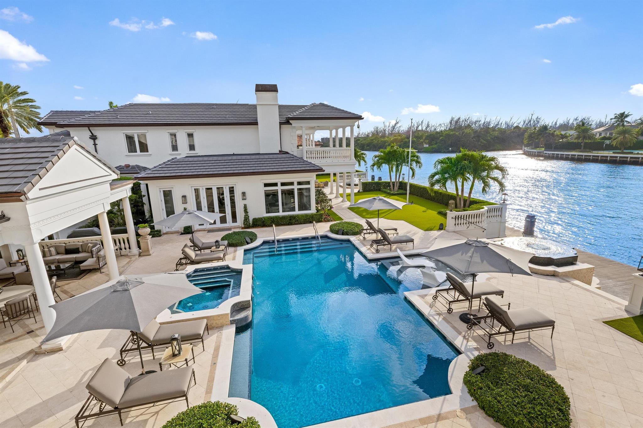 2989 Spanish Riv Rd Boca Raton, FL 33432